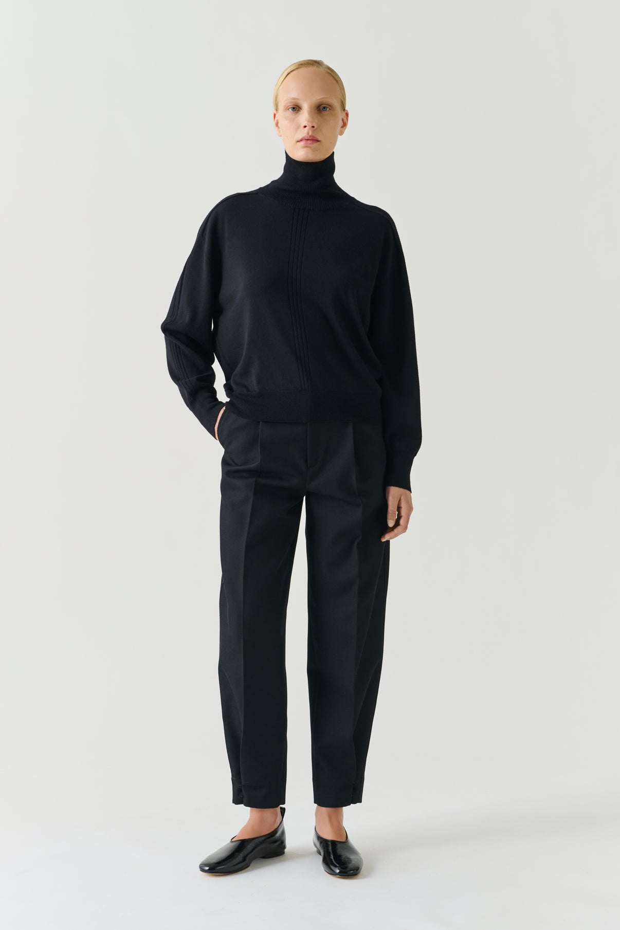 Pull Nord - Noir Laine Mérinos Col Roulé Oversize - Soeur vue 2